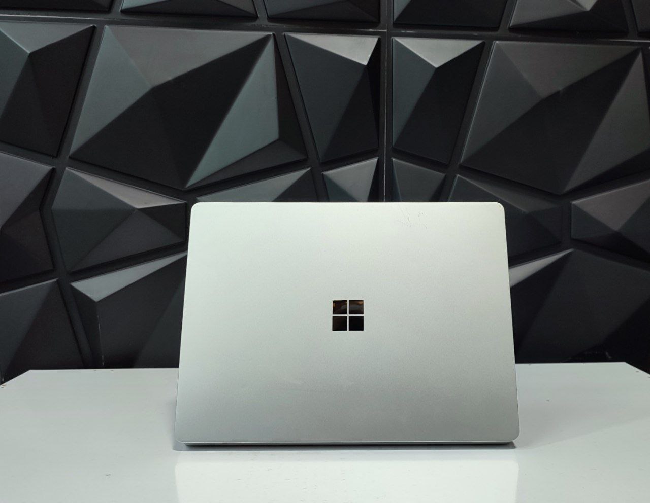 Microsoft Surface Laptop Go
