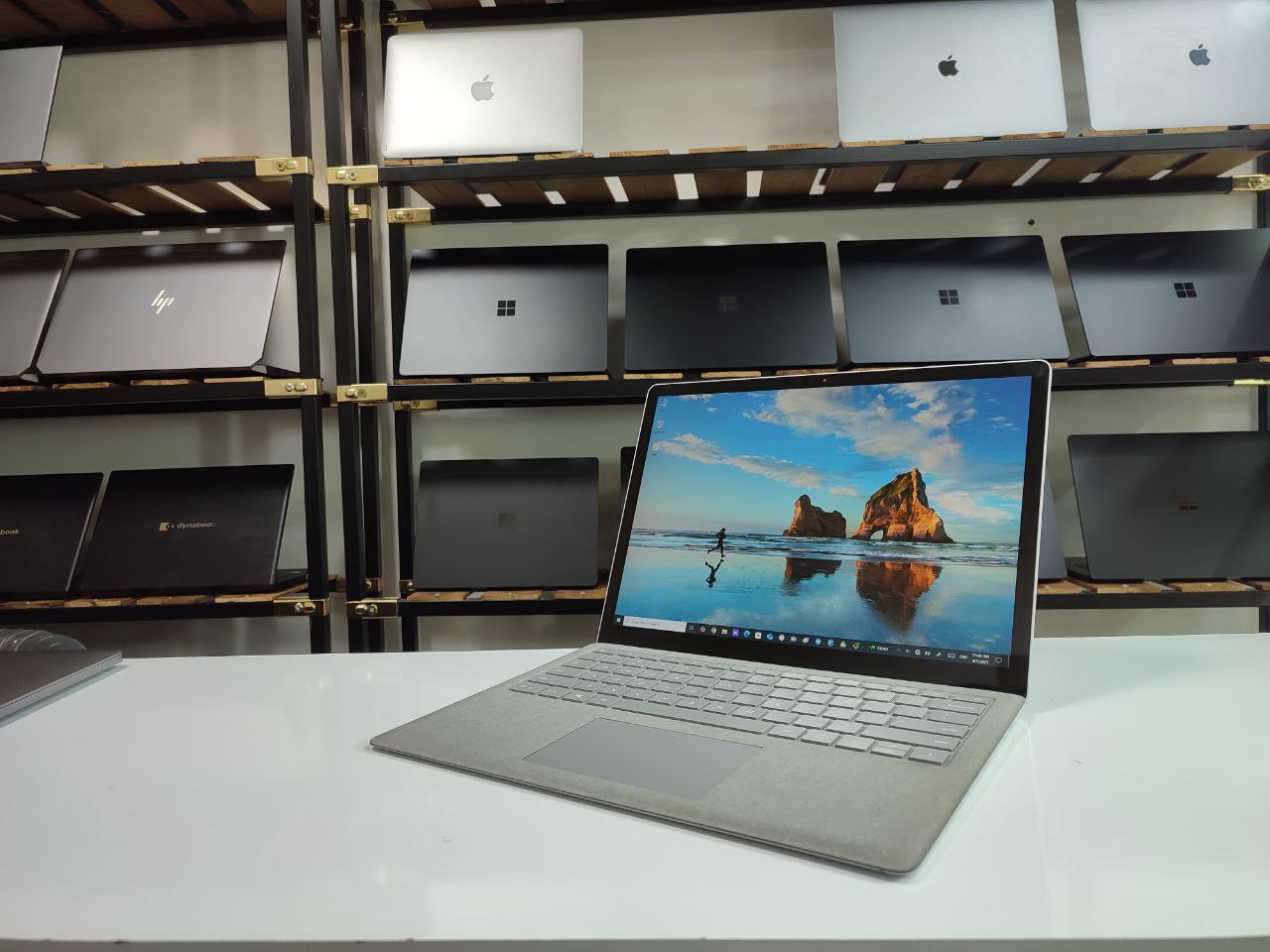 Surface Laptop 2