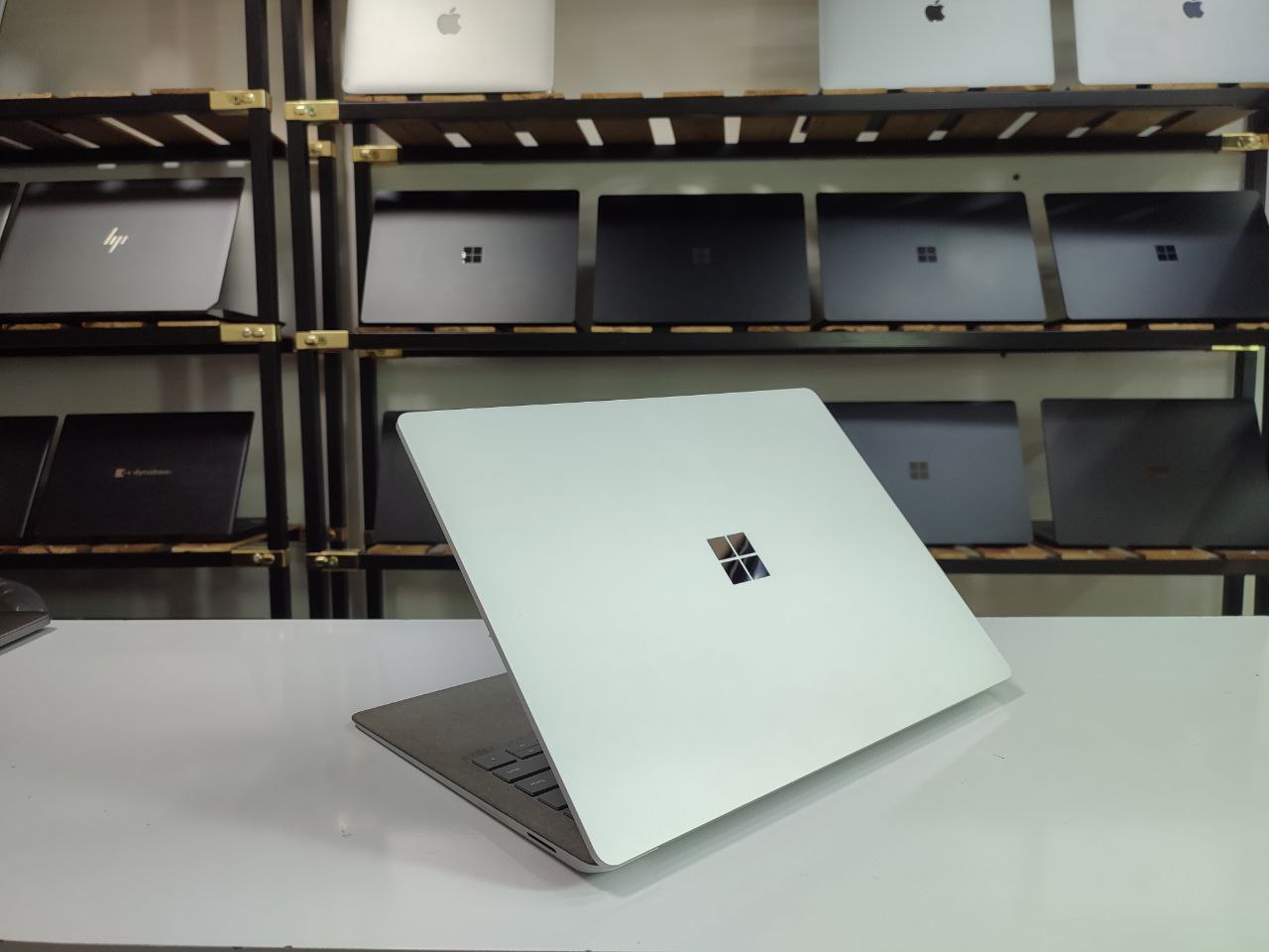 Surface Laptop 2